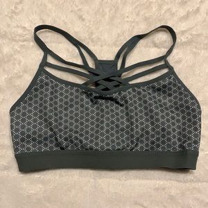 Strappy Front Sports Bra